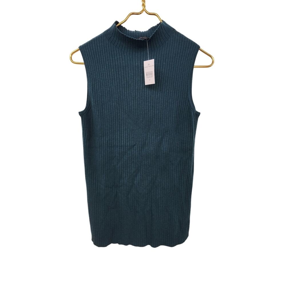 New NWT Ann Taylor Ribbed Sleeveless Sweater Top Green Size Medium